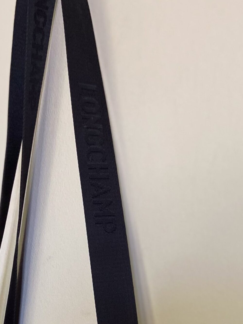 Longchamp Planetes Crossbody Bag in Black - Picture 6 of 8
